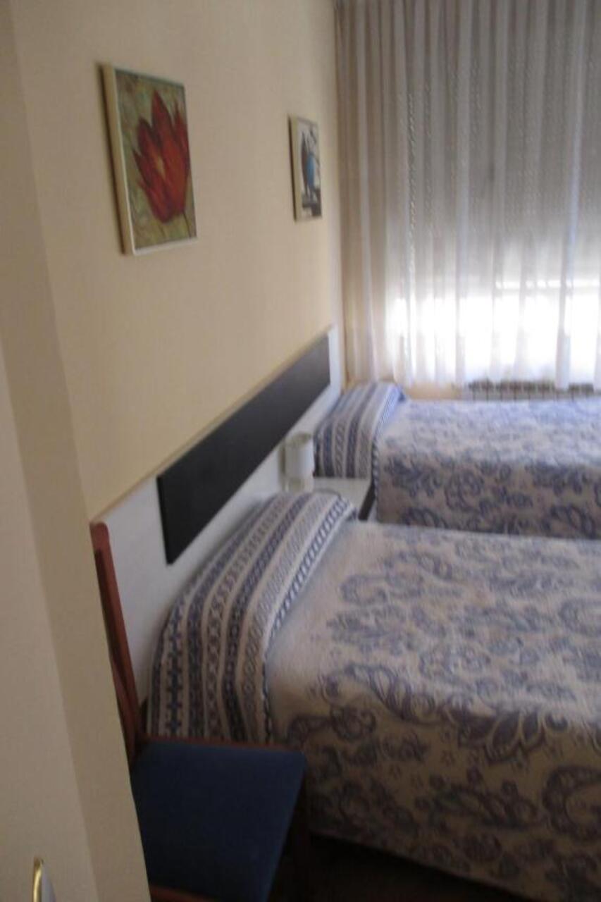 Hostal Becares Palencia Ngoại thất bức ảnh
