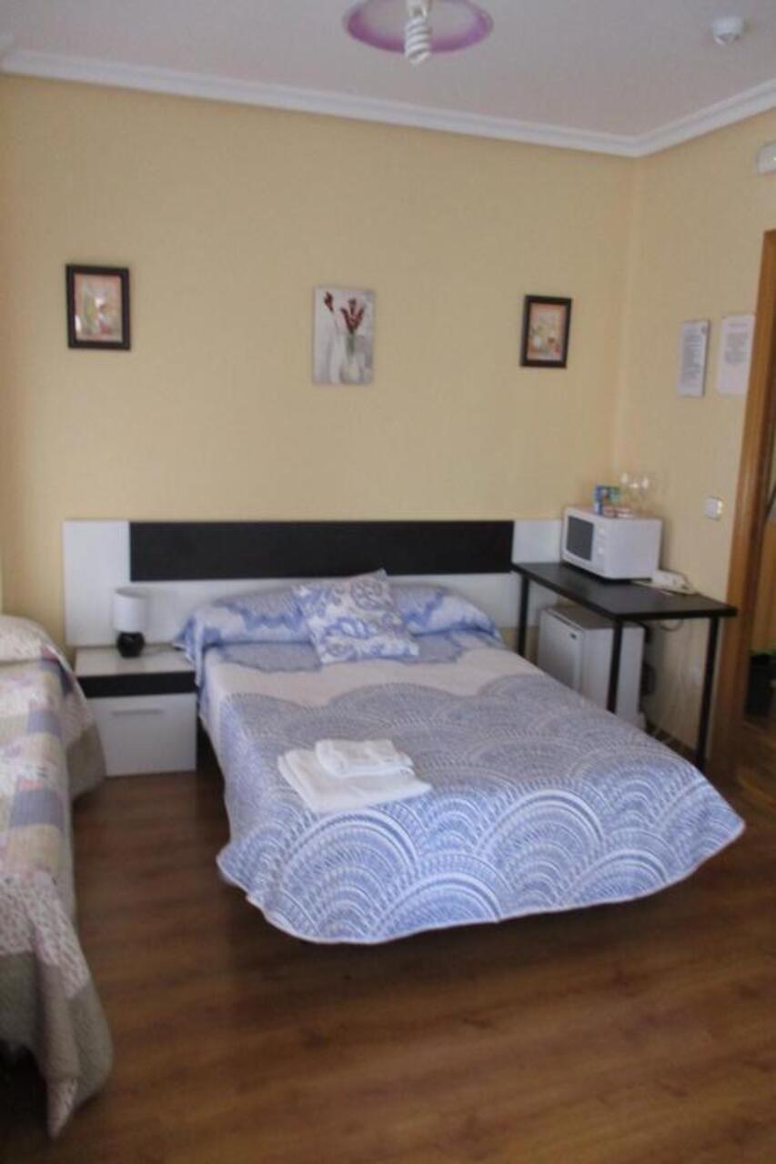 Hostal Becares Palencia Ngoại thất bức ảnh