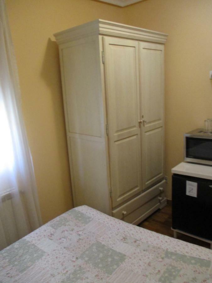 Hostal Becares Palencia Ngoại thất bức ảnh