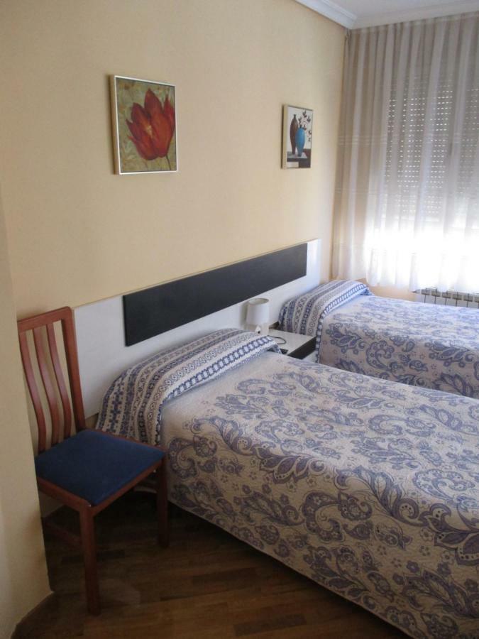 Hostal Becares Palencia Ngoại thất bức ảnh