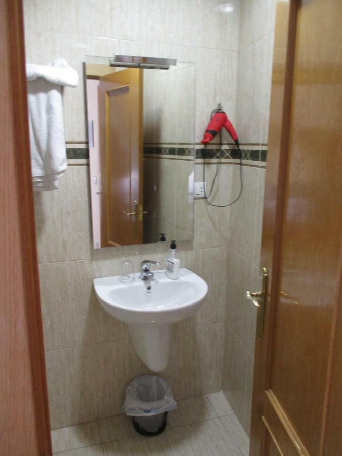 Hostal Becares Palencia Ngoại thất bức ảnh